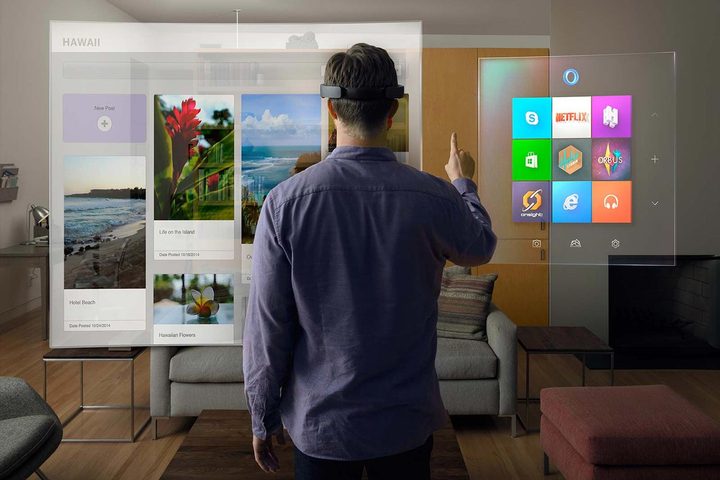 Microsoft-HoloLens-preorders-2