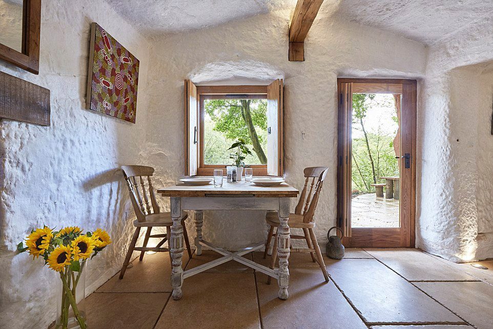cave house europe rockhouse retreat 22