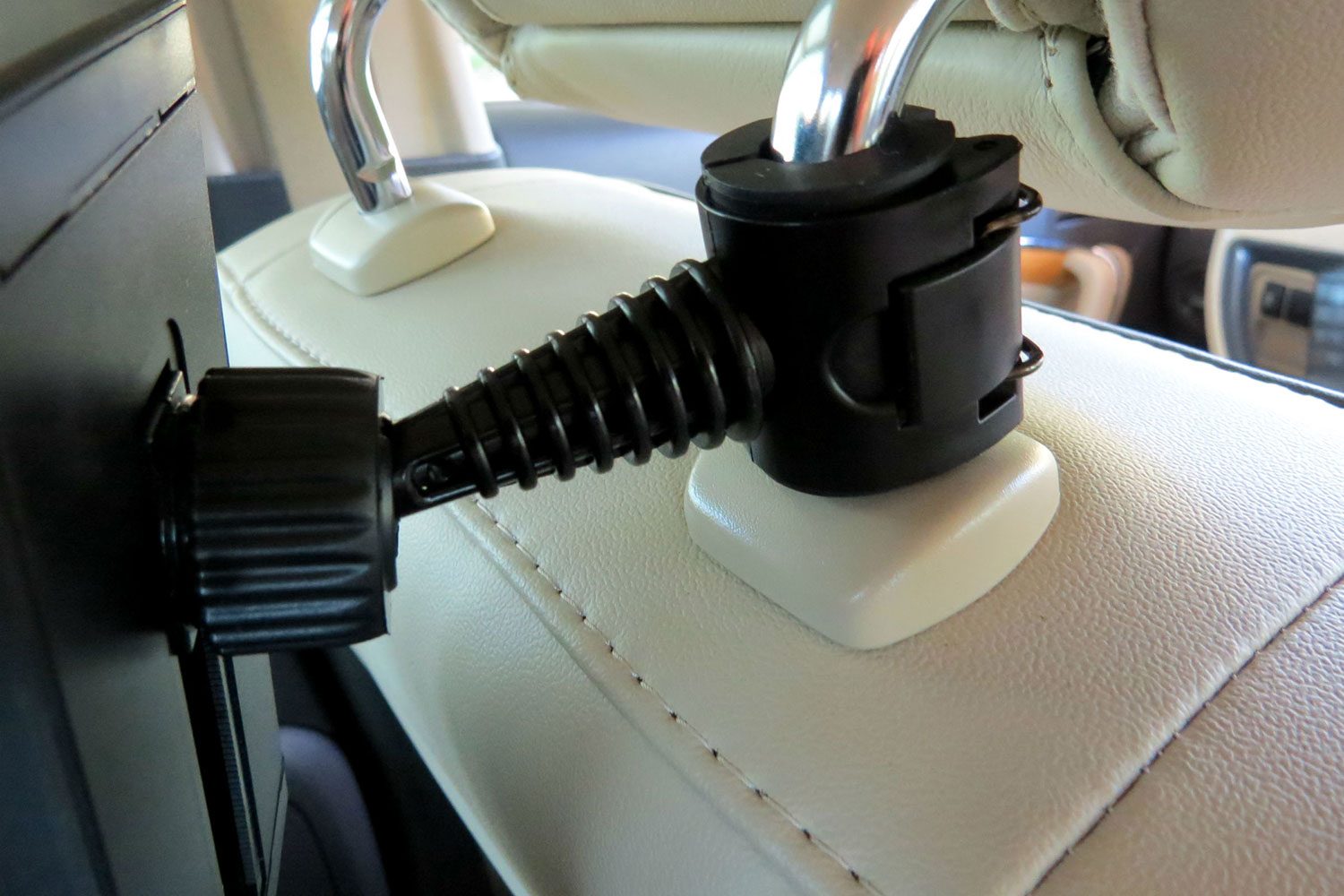 hands on satechi car mounts and accessories universal headrest tablet mount