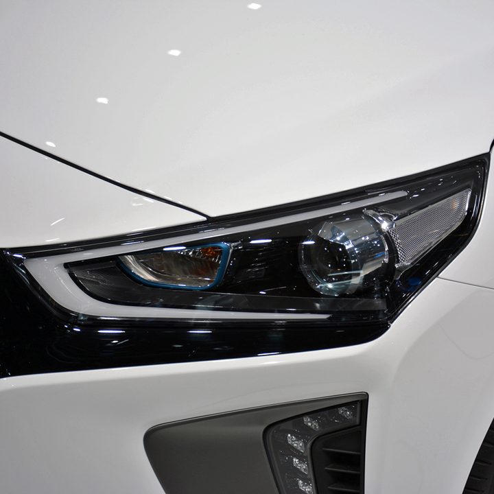 hyundai ioniq electric hybrid dt geneva 8