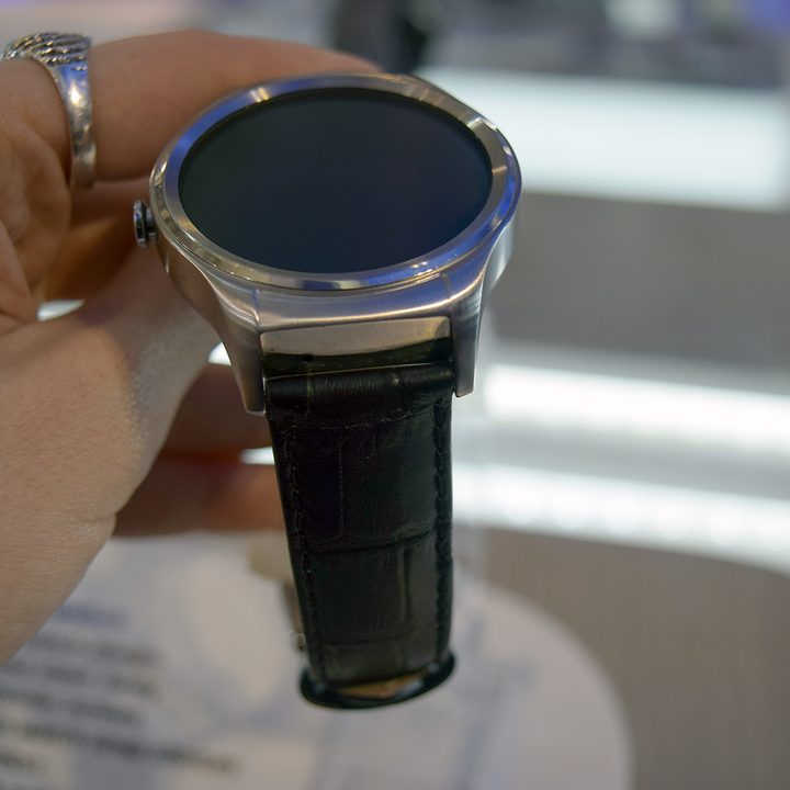 Haier Watch