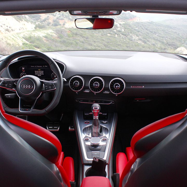 2016 Audi TT-S