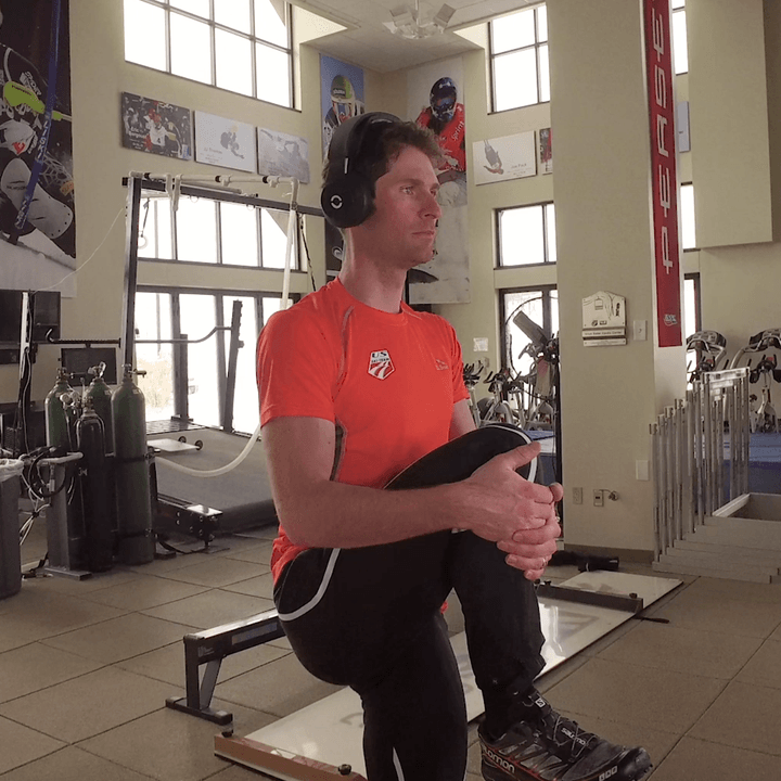 neurostimulation headphones boost workout effectiveness in the gym 2