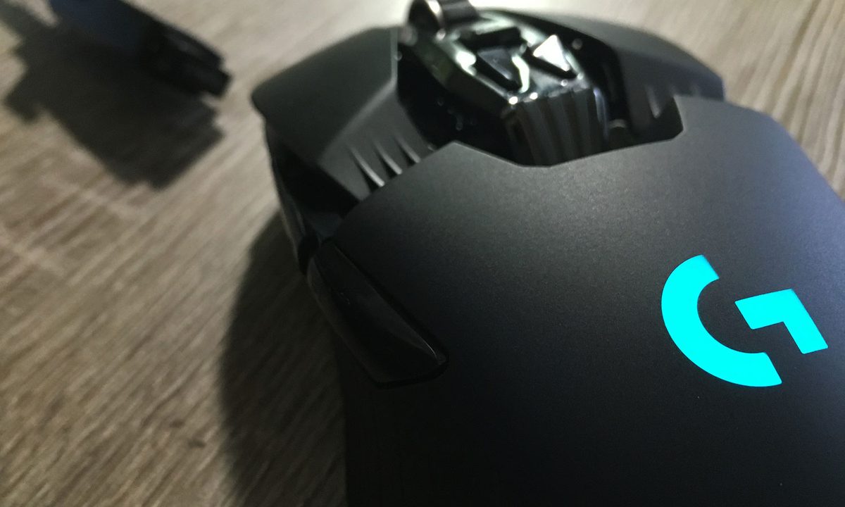 Logitech G900 Chaos Spectrum