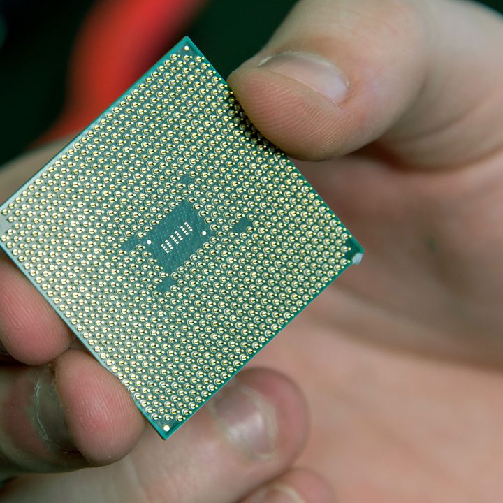 An AMD Ryzen 3700X CPU.