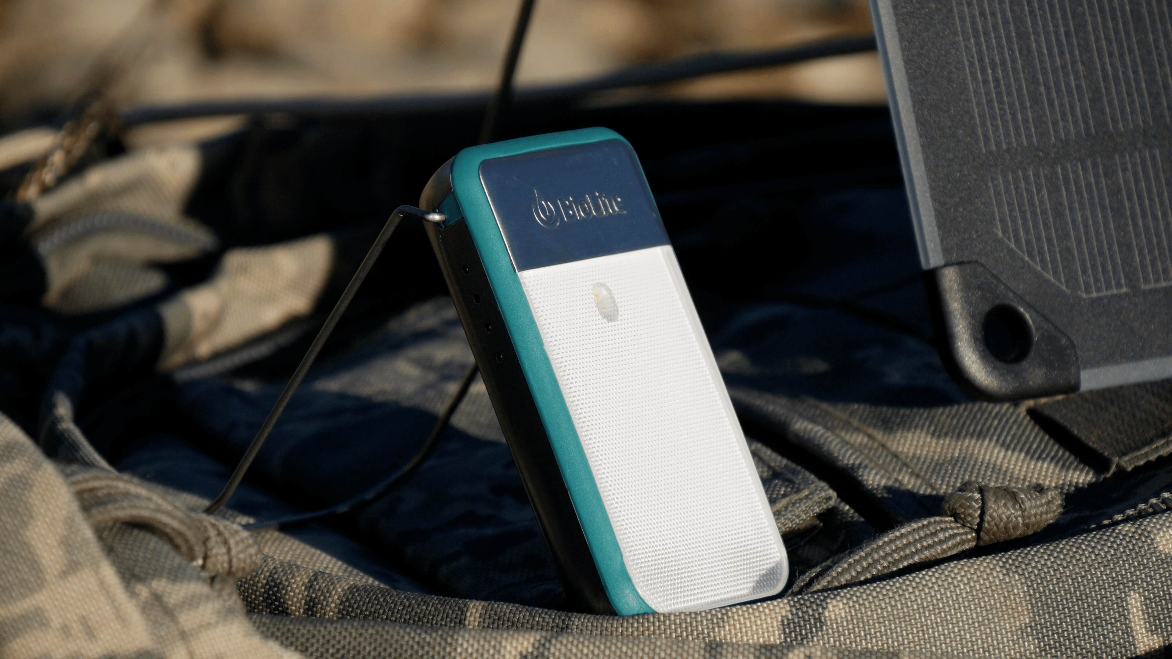 biolite solarpanel powerlight mini video review 09