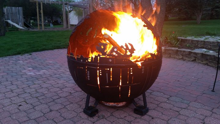 Death-Star-fire-pit_LmqXuac