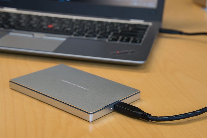 LaCie Porsche Design 2TB HD box