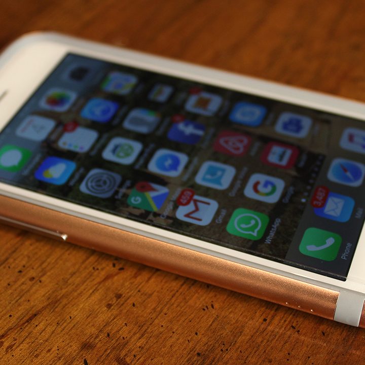 moshi iglaze luxe case review iphone 66s metal bumper 1