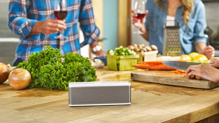 Riva-Audio-RIVA-S-Bluetooth-speaker_