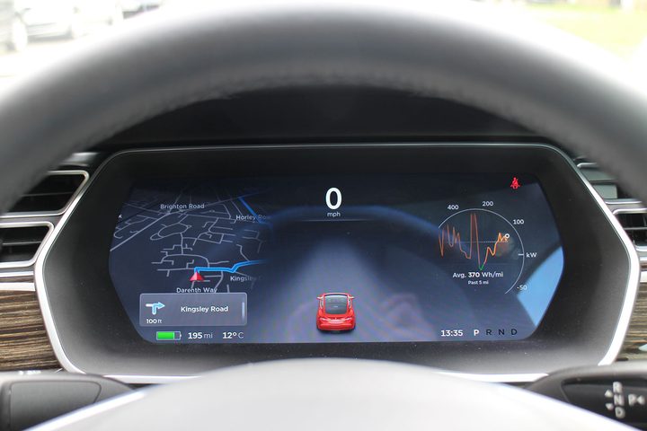 Tesla-Model-S-P90D_1373