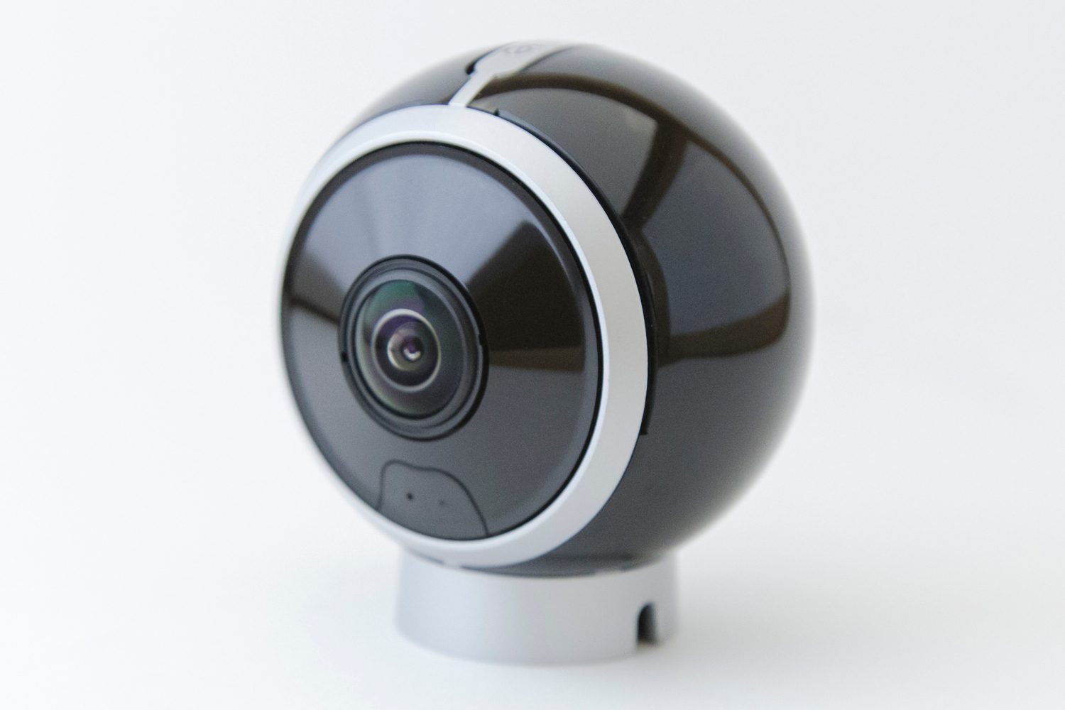 allie-camera-black