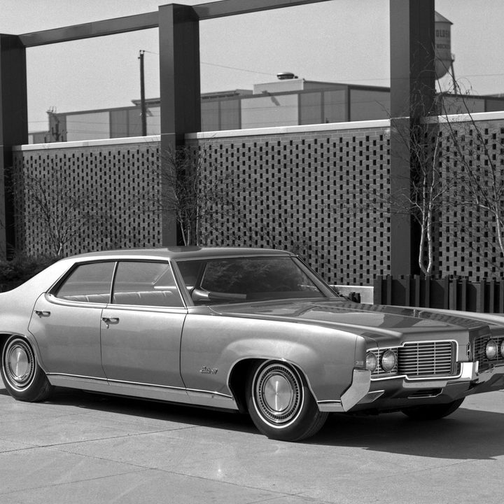 oldsmobile-delta-88-1