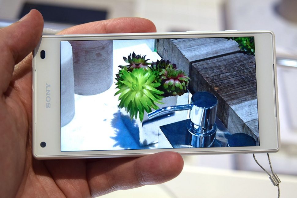 why sonys xperia phones keep failing in the us sony z5 compact 1 970x647 c
