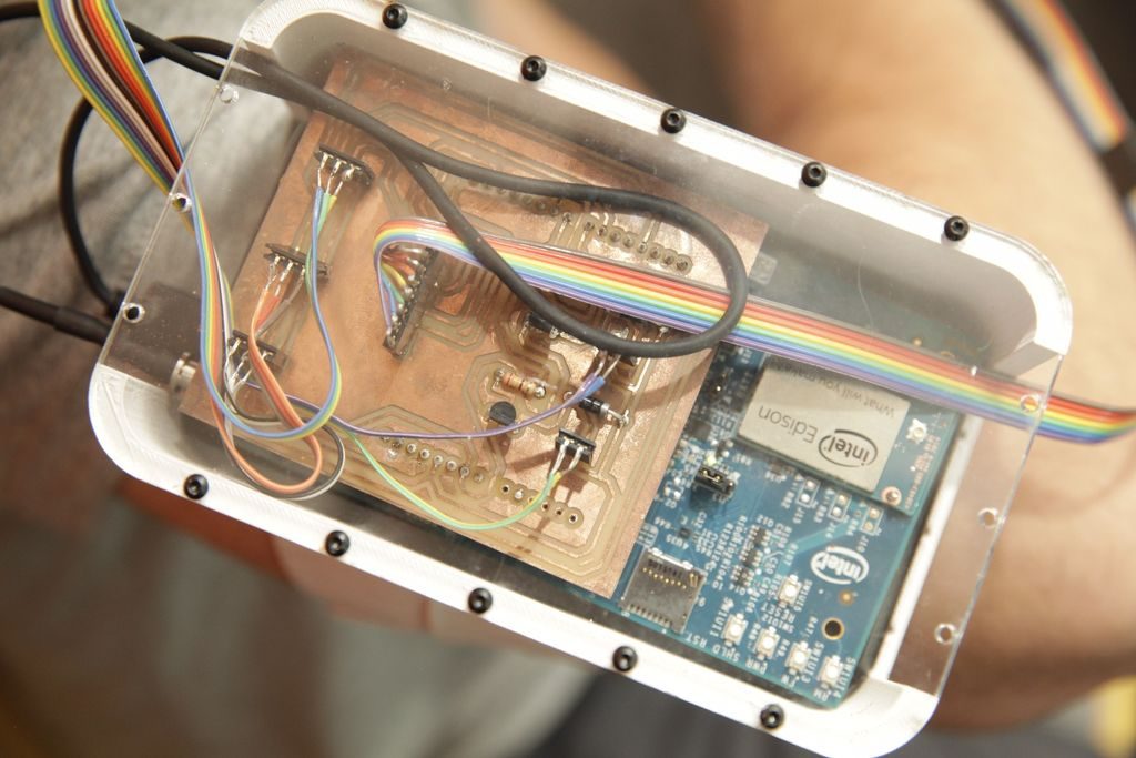 Synesthesia mask &ndash; Intel Edison chip