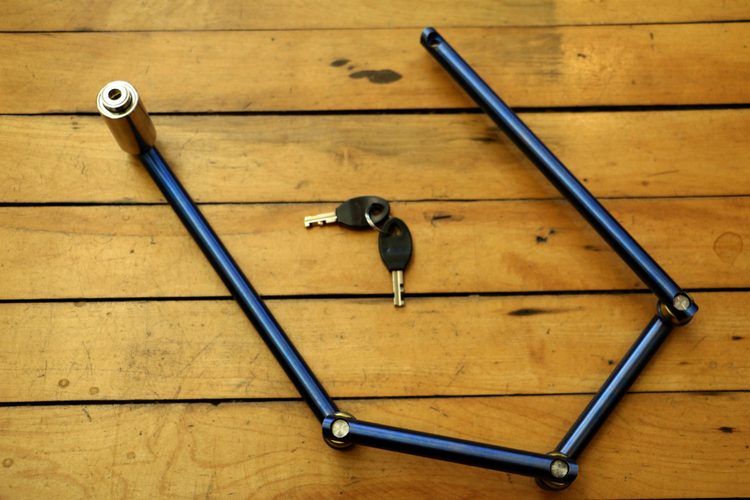 Altor 560G, bike lock, titanium
