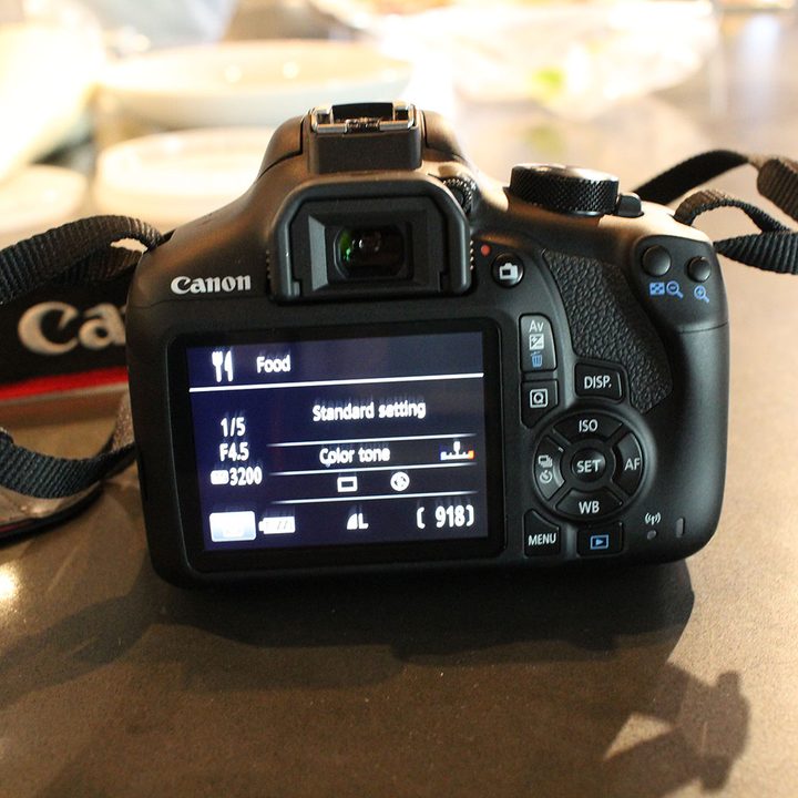 Canon T6