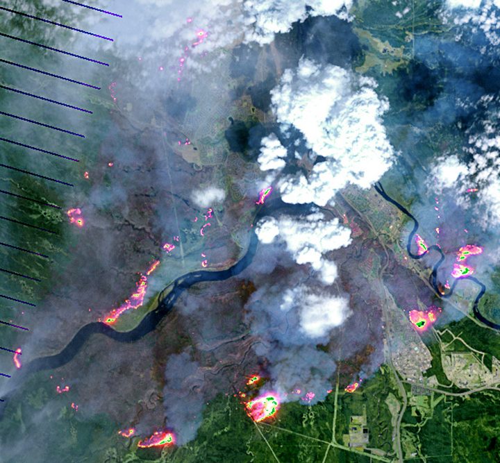 A NASA Earth Observatory photo of the Fort McMurray fire