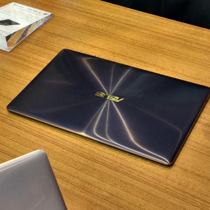 Asus Zenbook 3