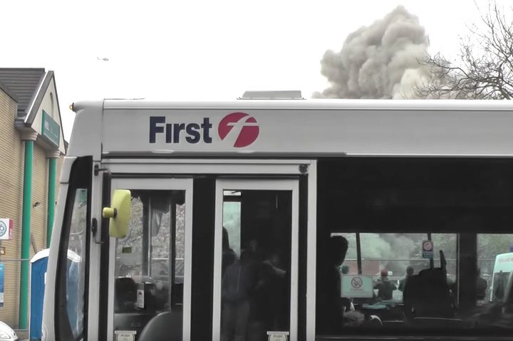 bus photobomb