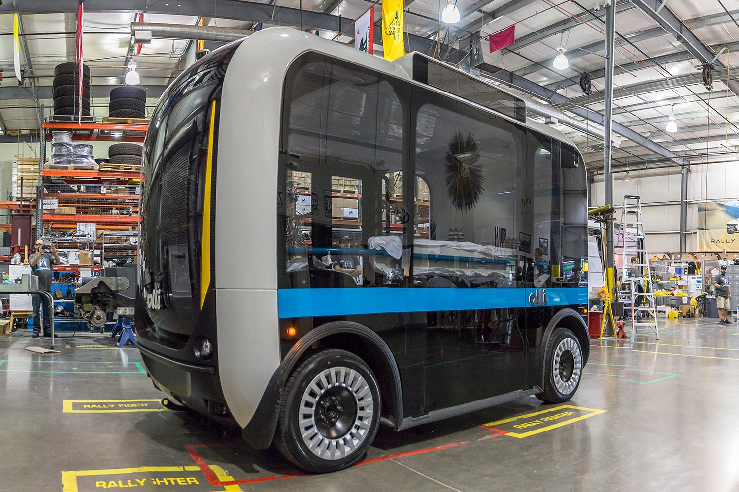 local motors olli driverless bus at phoenix lm 3