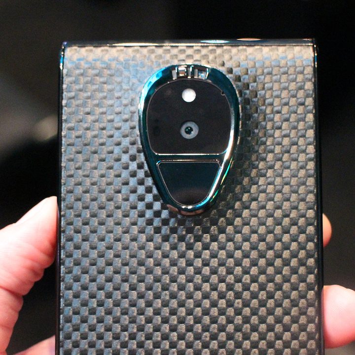 Sirin Labs Solarin Hands On