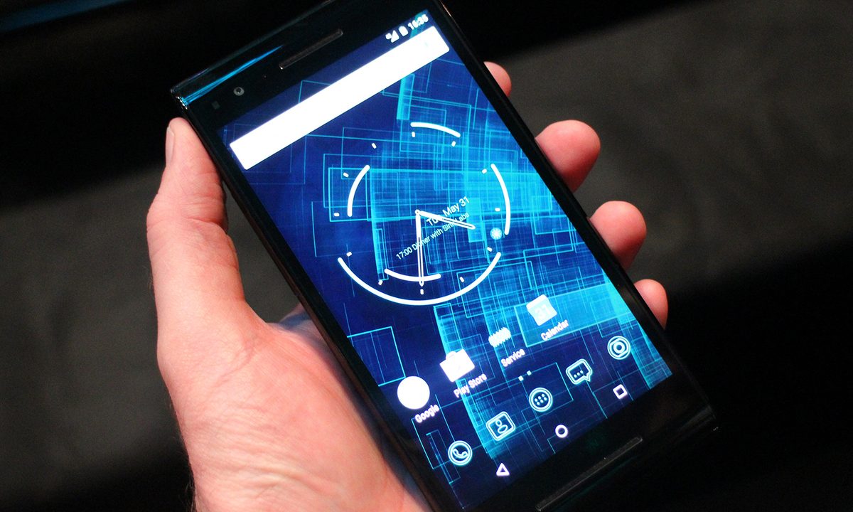 Sirin Labs Solarin Hands On