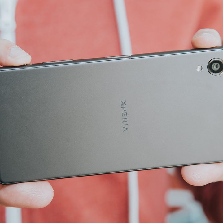 Sony Experia X