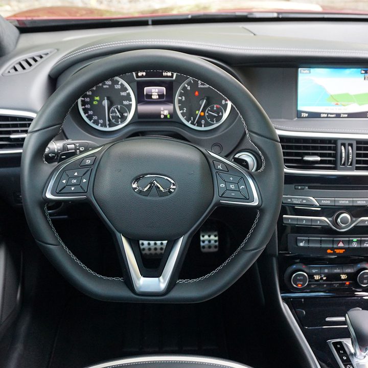 2017 Infiniti QX30