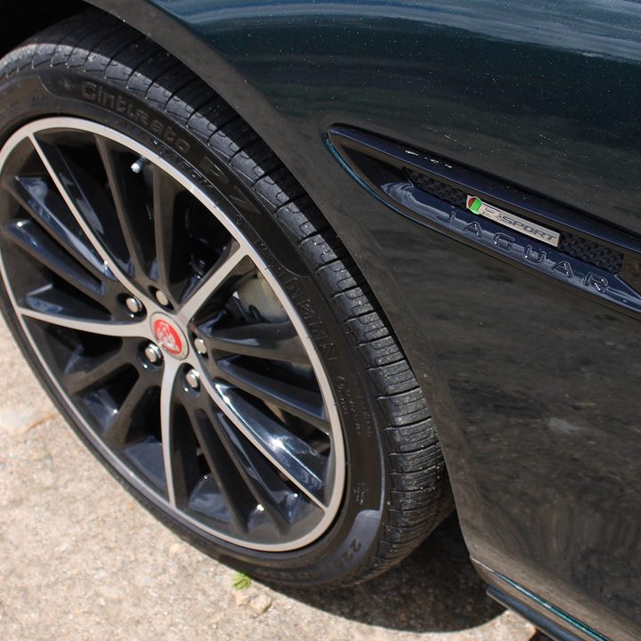 2017 Jaguar XE