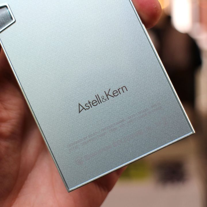 Astell & Kern AK70