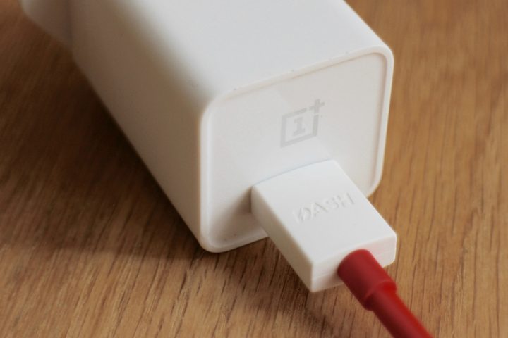 OnePlus Dash Charge