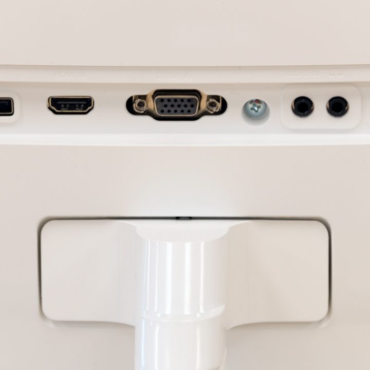 Samsung CF591