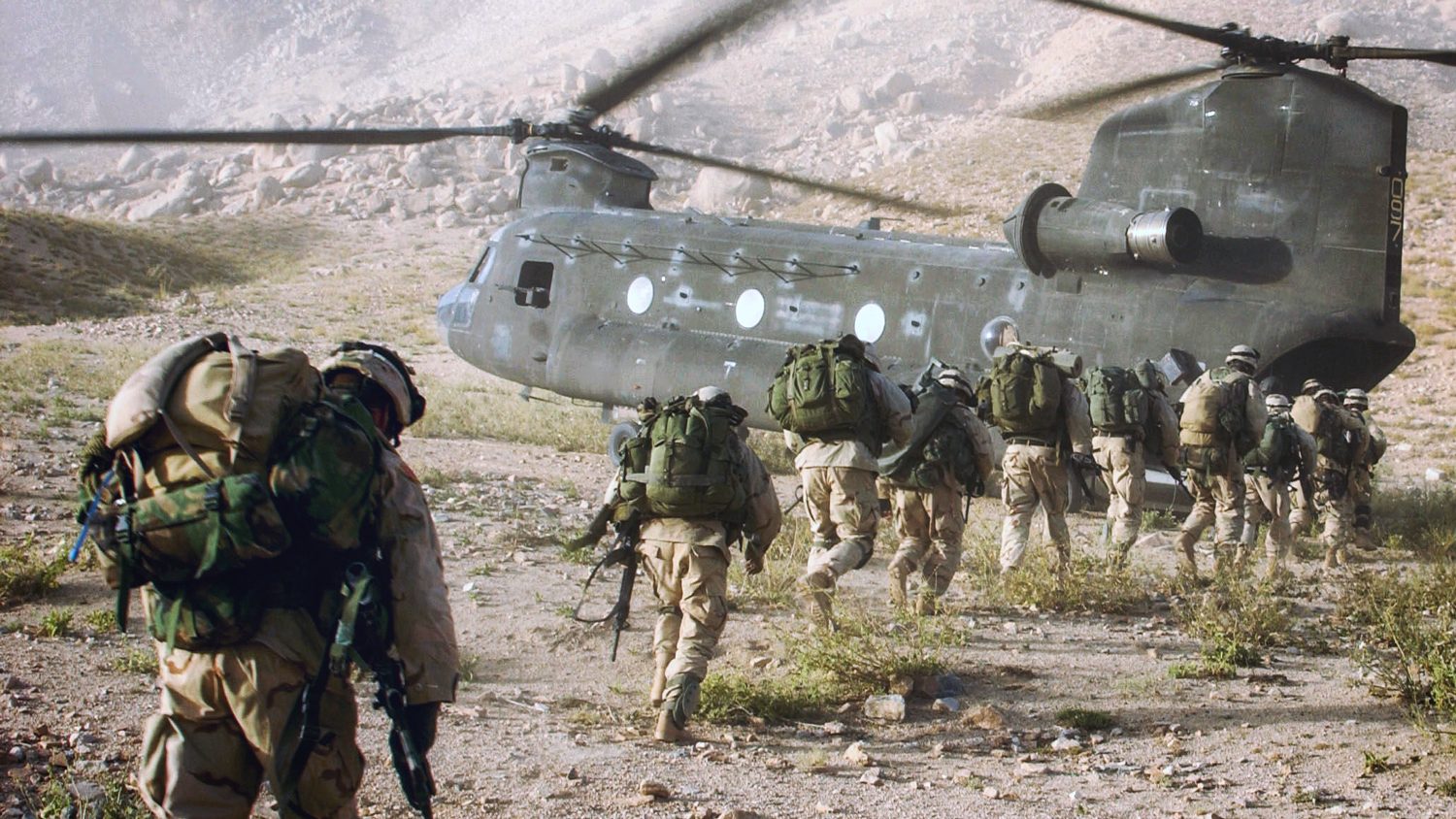 dt10 from cyberwarfare to drones the future of conflict is electronic us 10th mountain division soldiers in afghanistan
