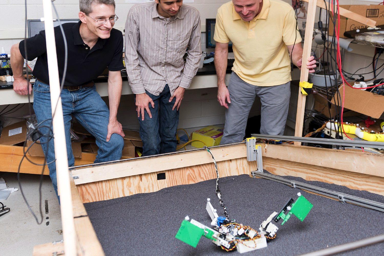 crawling robot robot2