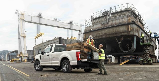 2017 Ford F-450 Super Duty Platinum Crew Cab 4x4
