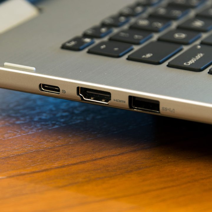 Dell Inspiron 17 7000 2016