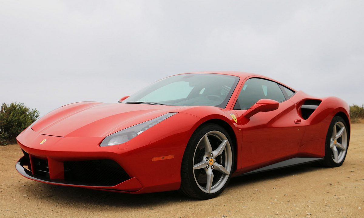 Ferrari 488 GTB Hands On