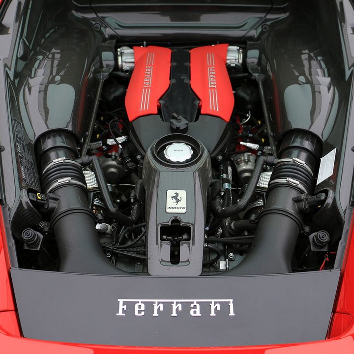 Ferrari 488 GTB Hands On