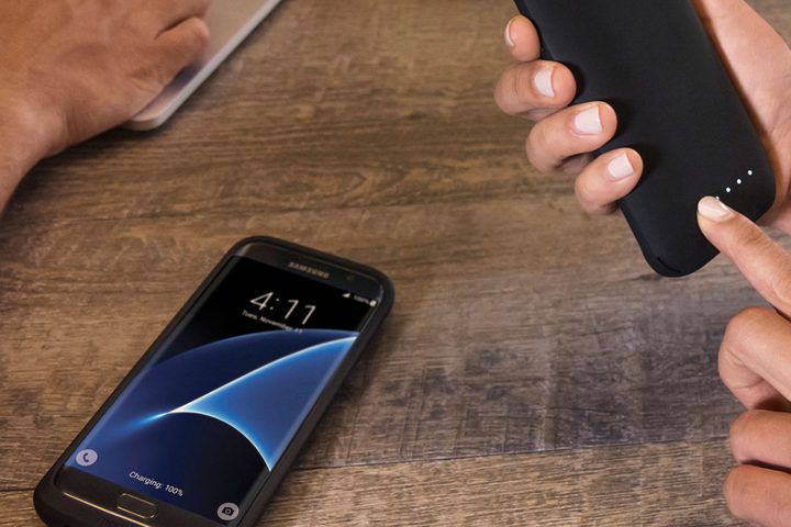 Mophie Juice Pack Case