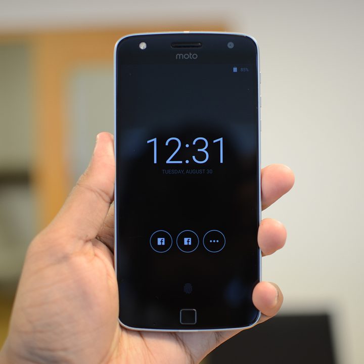 lenovo moto z play droid hands on and hasselblad mod 12