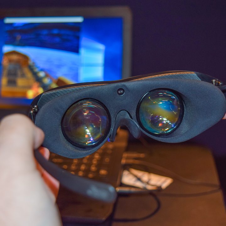 Dlodlo V1