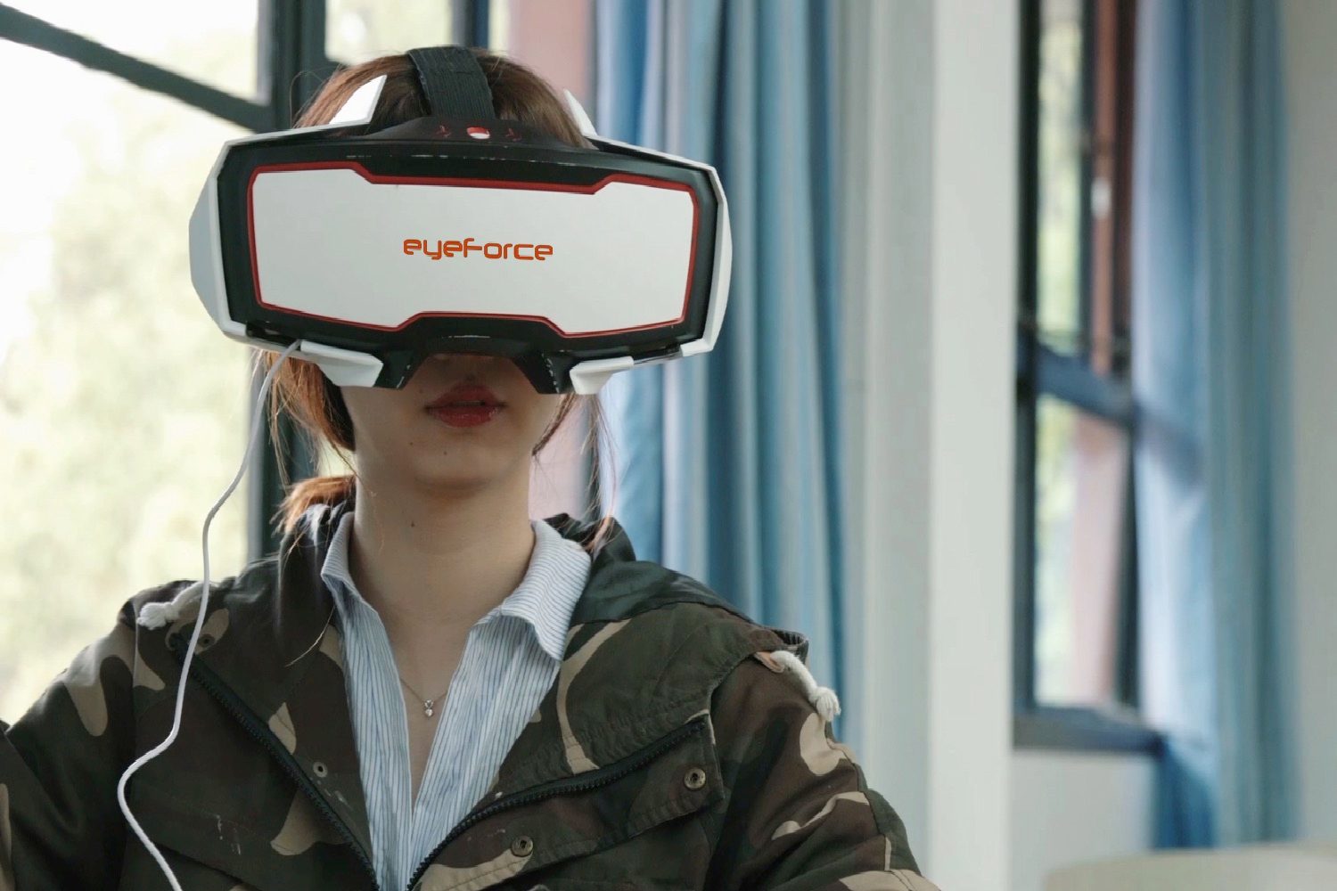 eyeforce kickstarter virtual reality user effect