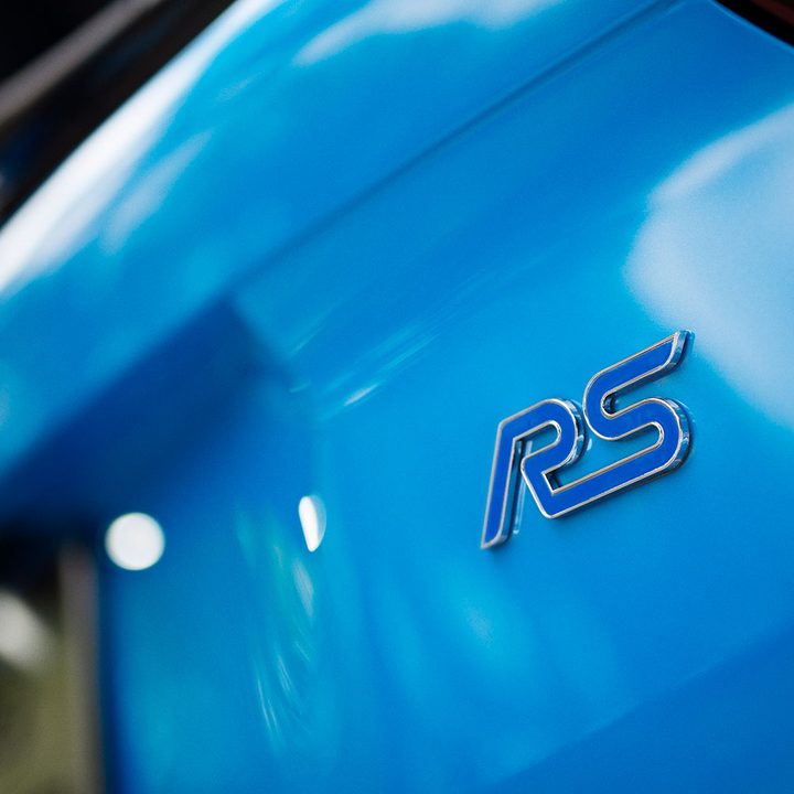 2016 ford focus rs first drive logo