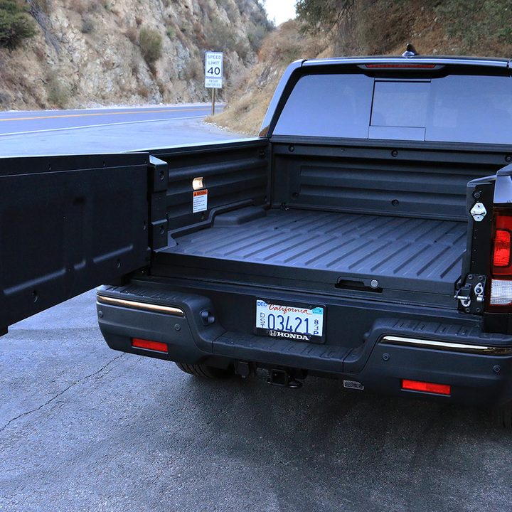 2017 Honda Ridgeline AWD Black Edition