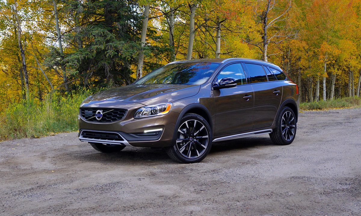 2017 Volvo V60 Cross Country