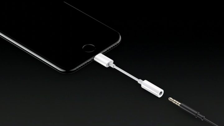 3-5-headphone-lightning-adapter