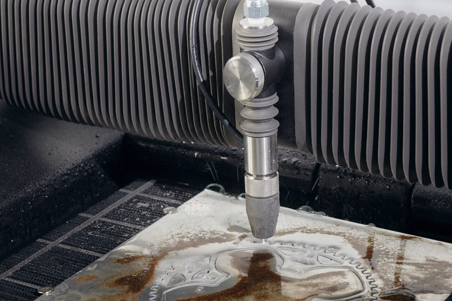 wazer waterjet cutter kickstarter closeup cutting sprocket