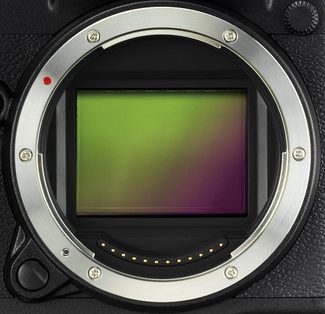 fujfilm-gfx-sensor-detail