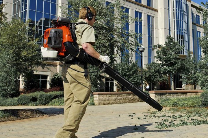 Husqvarna 965877502 leaf blower
